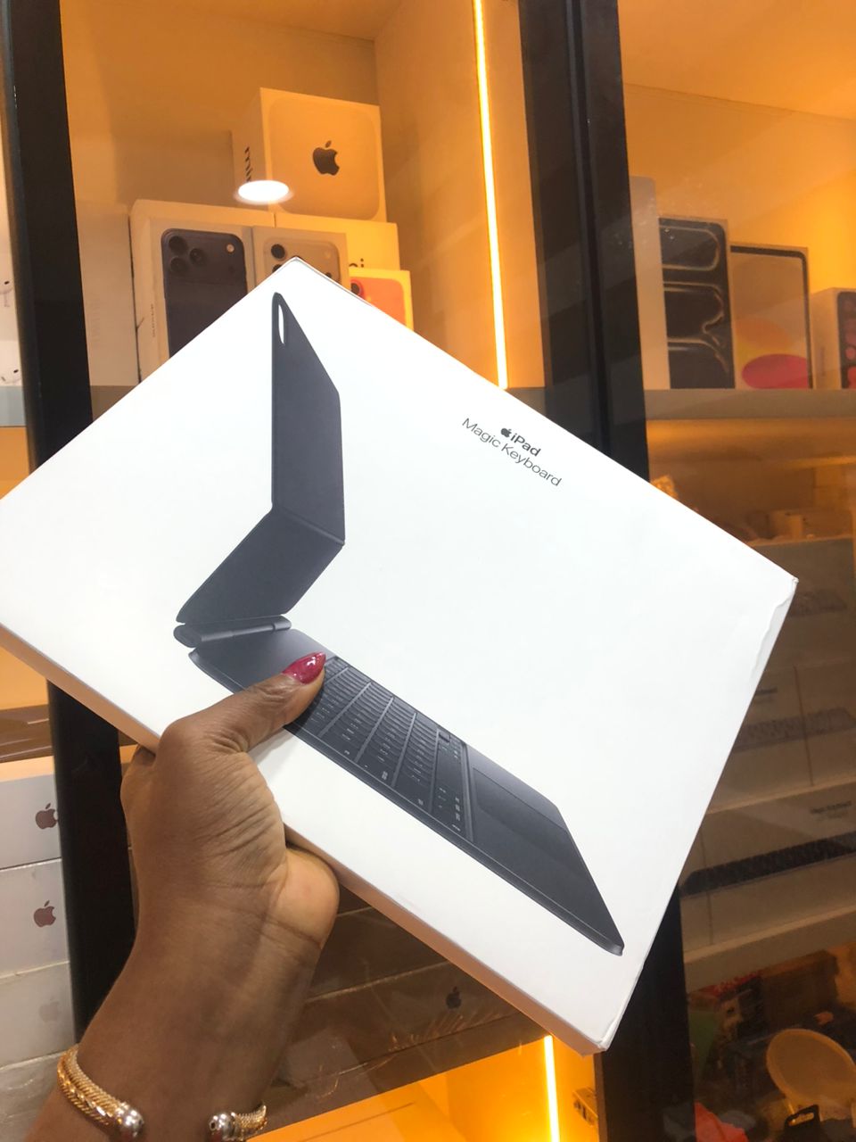 OPEN BOX IPAD MAGIC KEYBOARD 12.9"