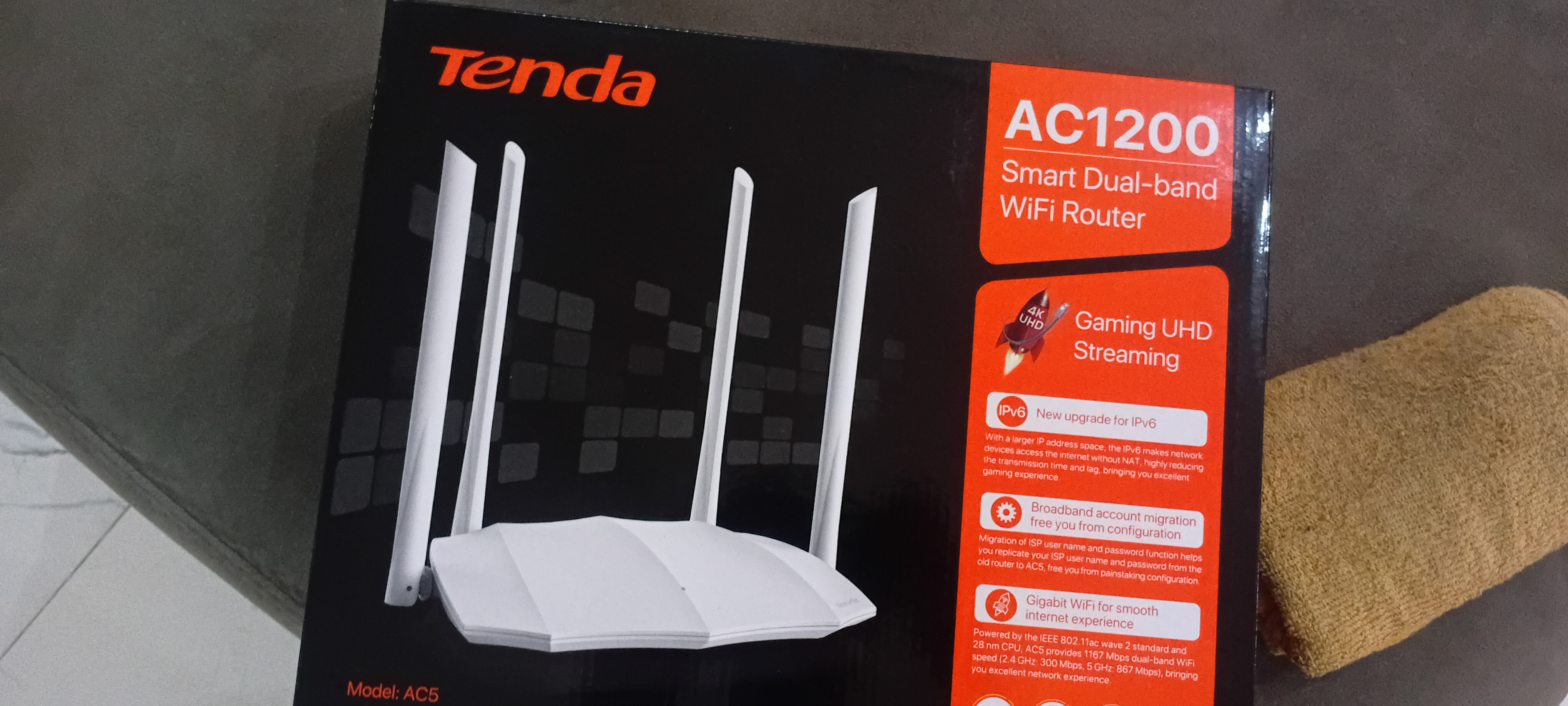 Tenda AC1200 SMART DUAL BAND WIFI ROUTER