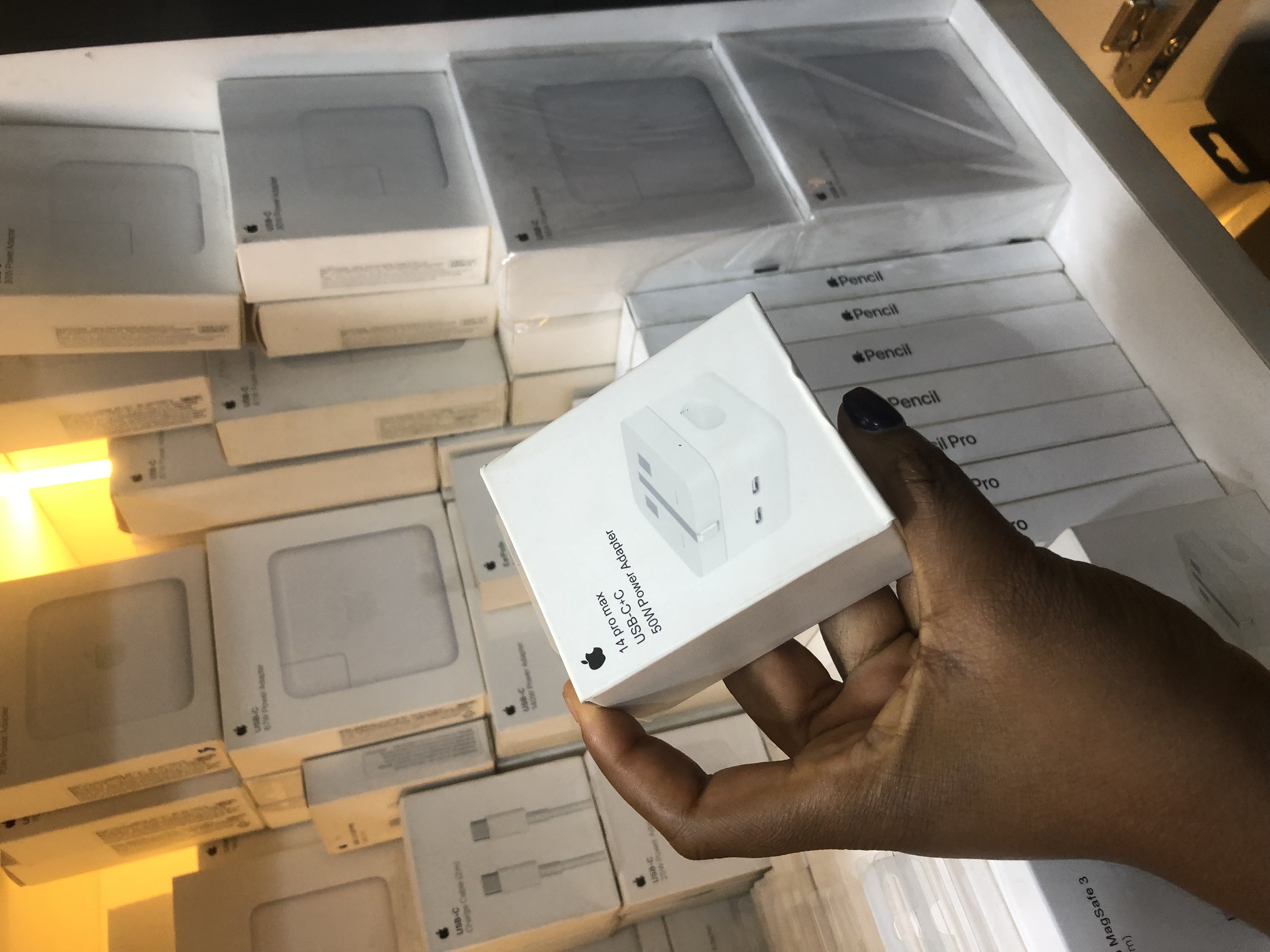 50W ADAPTER FOR 14 PRO MAX