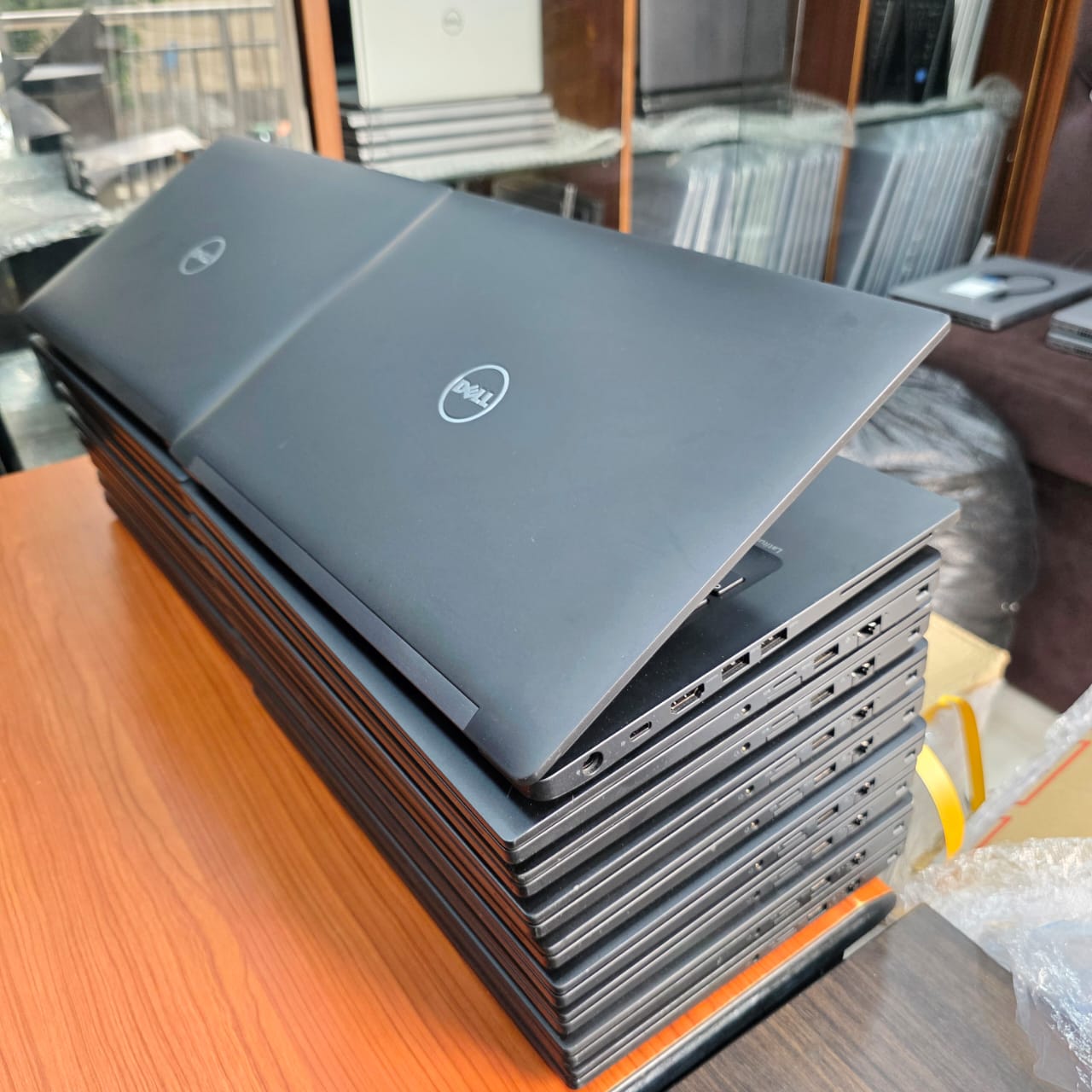 DELL LATITUDE 7490
