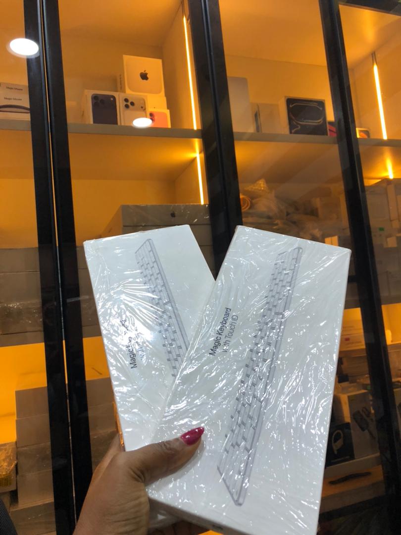 IMAC MAGIC KEYBOARD